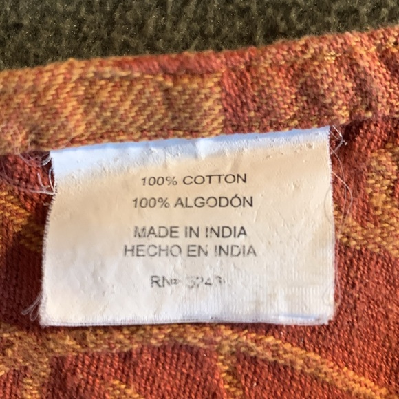 Two-tone orange cotton tablecloth with maples leaf design.  Approximately 58” - Picture 3 of 8